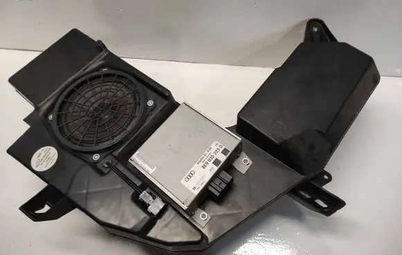 Audi A4 S4 B7 8E 8H Subwoofer speaker 8E9035382D01S 8E9035223D B76368