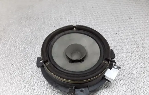 Hyundai Getz Front door speaker