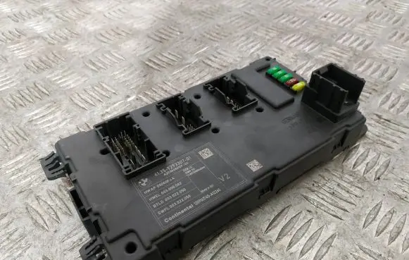 BMW 3 F30 F35 F31 Central body control module 9293307 61359293307