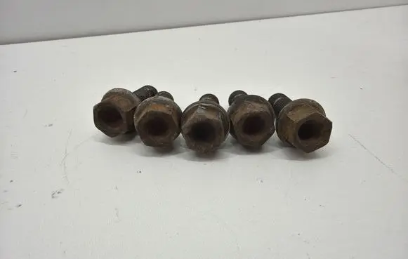 BMW 5 E60 E61 Nuts/bolts 