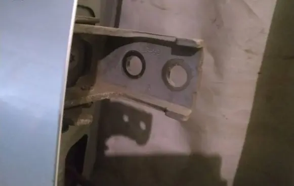 Citroen C3 Front door upper hinge