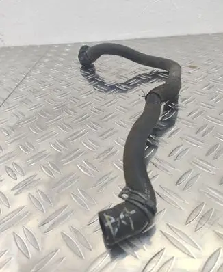 Volkswagen PASSAT B7 Engine coolant pipe/hose 3AA122157