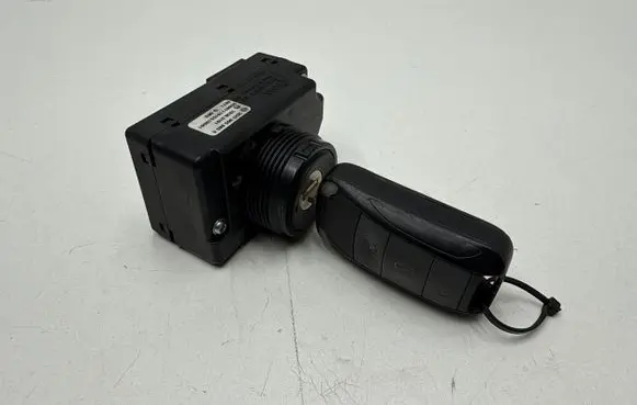 Porsche Cayenne (9PA) Ignition lock 3D0905865E 33300101 9330711815510501