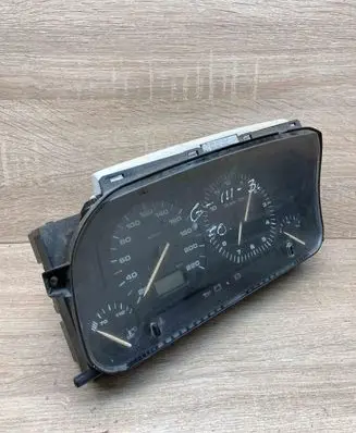 Volkswagen Golf III Speedometer (instrument cluster) 1H6919033B 5411004600