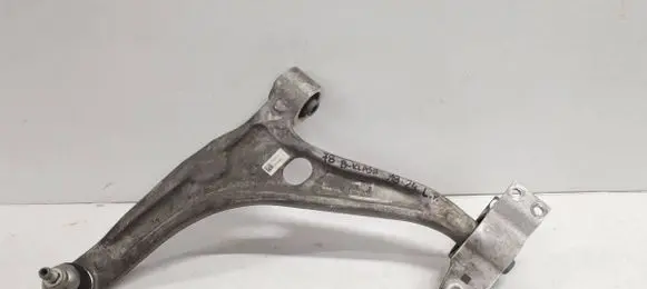 Mercedes-Benz B W247 Front control arm 2473330300