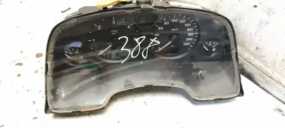 Opel Zafira A Speedometer (instrument cluster) 88311318
