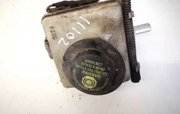 Opel Astra H Brake fluid reservoir 32067271B