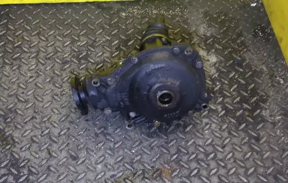 BMW X3 E83 Front differential 7546112 MOST