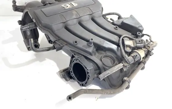Volkswagen Golf V Intake manifold 06A133203DL