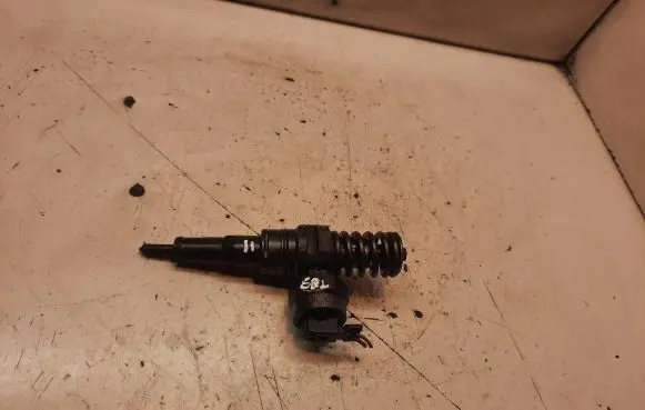 Ford Galaxy Fuel injector 038130073H