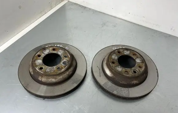 Volkswagen Touareg II Rear brake disc