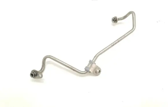 Skoda Scala Turbo turbocharger oiling pipe/hose 04C145140C