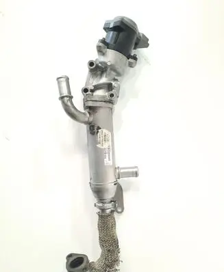 Jaguar XF X250 EGR valve cooler 4R8Q9Y493AM 4R8Q9Y493 215987649