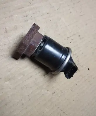 Honda Legend EGR valve SV01