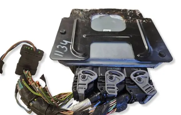Citroen C4 I Picasso Engine control unit/module 9666095880 5WS40690BT 9661642180