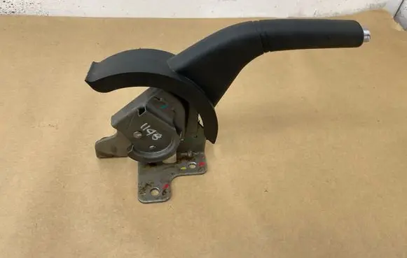 MG ZS Handbrake/parking brake lever assembly 