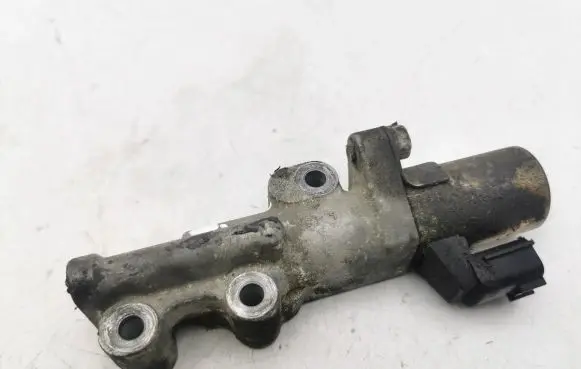 Infiniti FX Camshaft vanos timing valve 