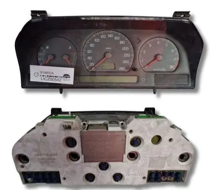 Volvo S70 V70 V70 XC Speedometer (instrument cluster) 9148926 69794-660T