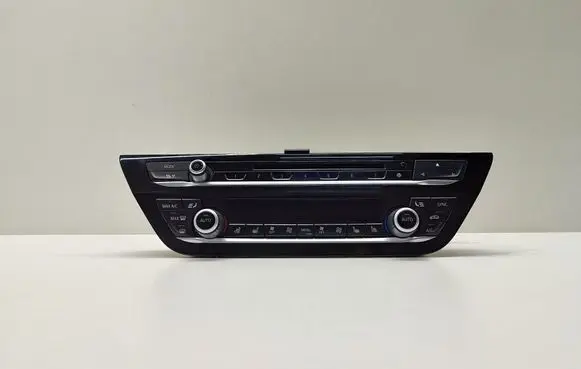 BMW 5 G30 G31 Climate control unit 6826852 682685201 6411682685201
