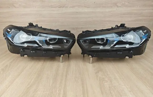 BMW X5 G05 Headlights/headlamps set 5A8E105 5A8E106