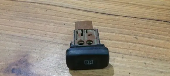 Nissan Primera Windscreen/window heater switch