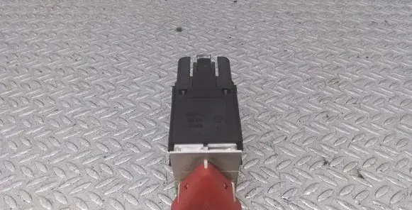 Volkswagen PASSAT B6 Hazard light switch 3C0953509