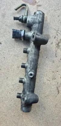 Opel Astra H Fuel main line pipe 0445214094