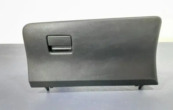 Toyota Yaris Glove box 55550-0D151