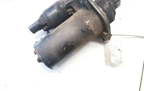 Audi A3 S3 8P Starter motor 1005831370