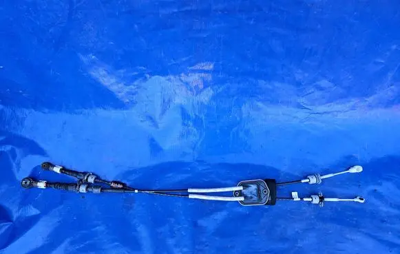 KIA Rio Gear shift cable linkage H8260