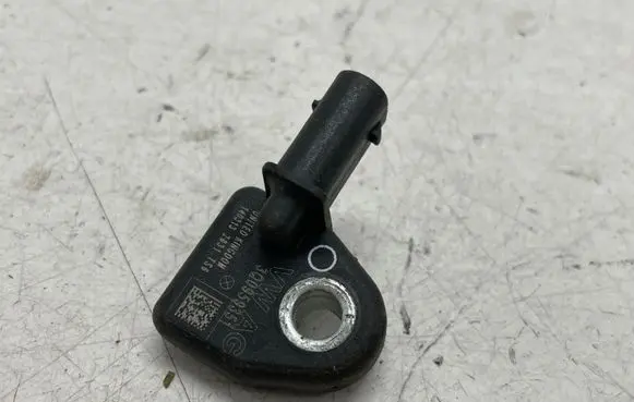 Volkswagen PASSAT B8 Airbag deployment crash/impact sensor 3Q0959351