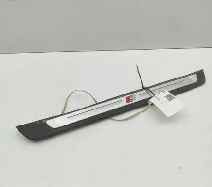 Audi A6 S6 C8 4K Front sill trim cover 4K0947406A