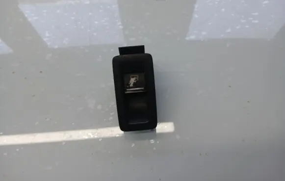 Volkswagen Touran I Electric window control switch 1F0959527