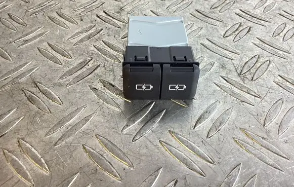Lexus NX USB socket connector 8553278010