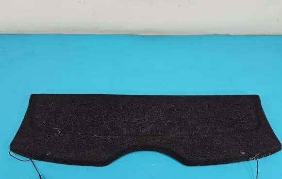 Parcel shelf