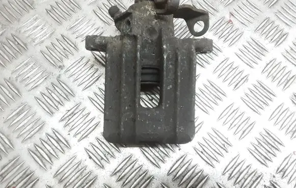 Skoda Octavia Mk1 (1U) Front bumper mounting bracket
