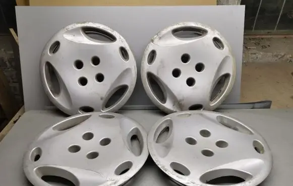 Renault Scenic I R14 wheel hub/cap/trim 7700834970