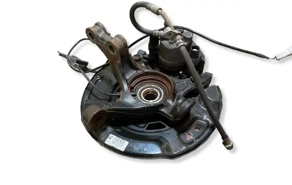 Toyota Yaris Front wheel hub 