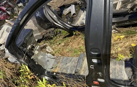 Peugeot 208 Sill