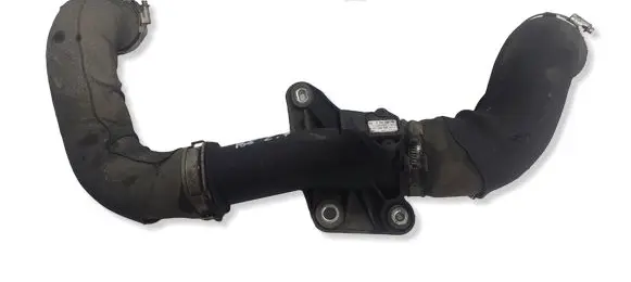 Audi A4 S4 B8 8K Intercooler hose/pipe 8K0145673E