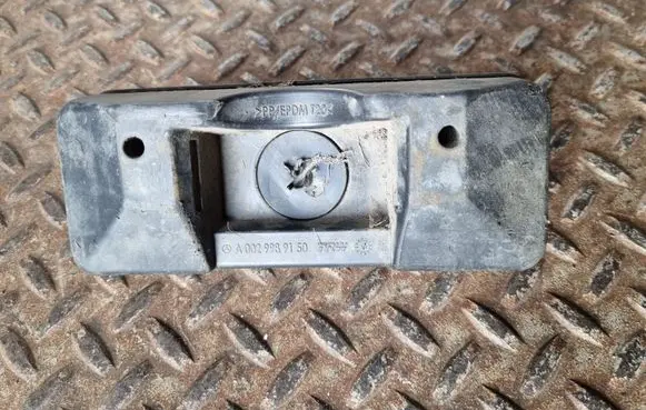 Mercedes-Benz CLA C117 X117 W117 Jacking socket point A0029989150
