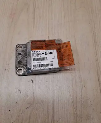 Nissan Note (E11) Airbag control unit/module 988209U30A 0285001911