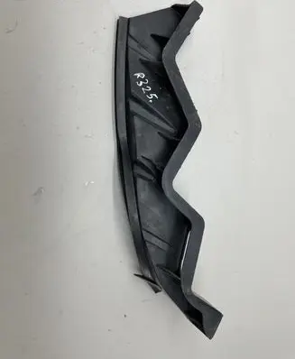 Volkswagen PASSAT B6 Front bumper mounting bracket 3C0807890