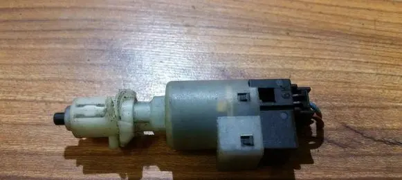 Fiat Bravo - Brava Brake pedal sensor switch trw2867 b365
