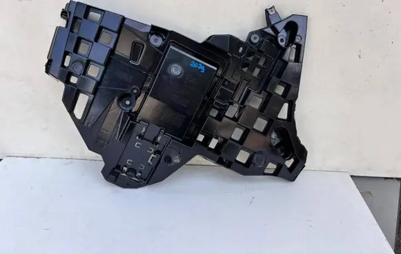 BMW X5 G05 Rear bumper mounting bracket 8085645
