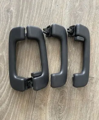 Ford Kuga III A set of handles for the ceiling HB2ZA