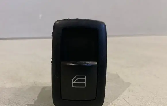 Mercedes-Benz A W169 Electric window control switch 03128150 A2518200510