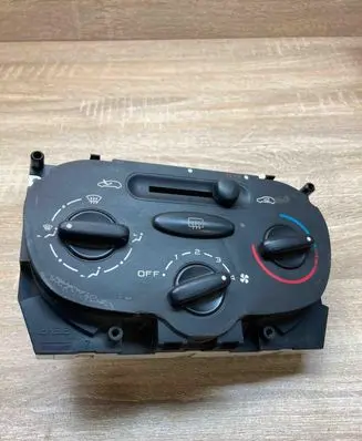 Peugeot 206 Climate control unit 1068901 1068801