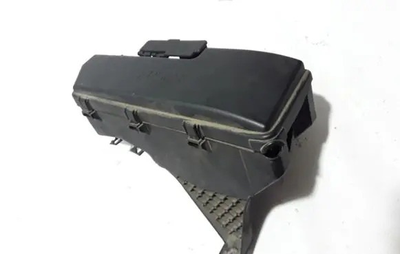 Volvo S60 Fuse module 9494210