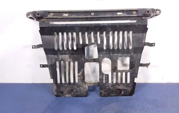 Peugeot 3008 I Front underbody cover/under tray 